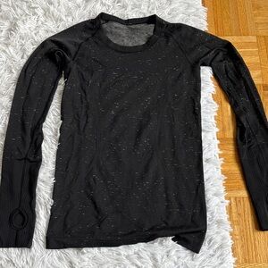 Lululemon Black Women's Long Sleeve Top